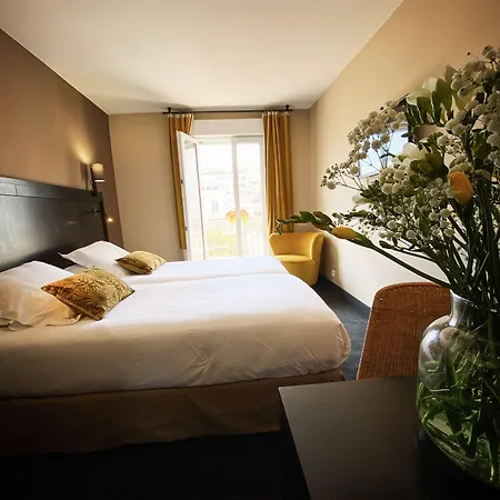 Otel Moliere 3*