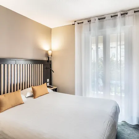 Moliere Hotel 3*